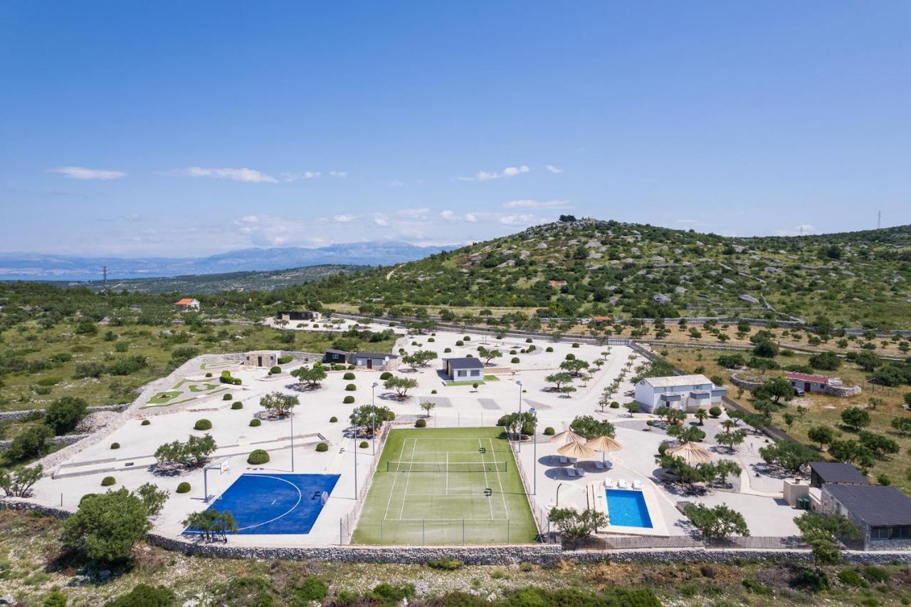 Hacienda Nikolic Villa Milna  Exteriör bild